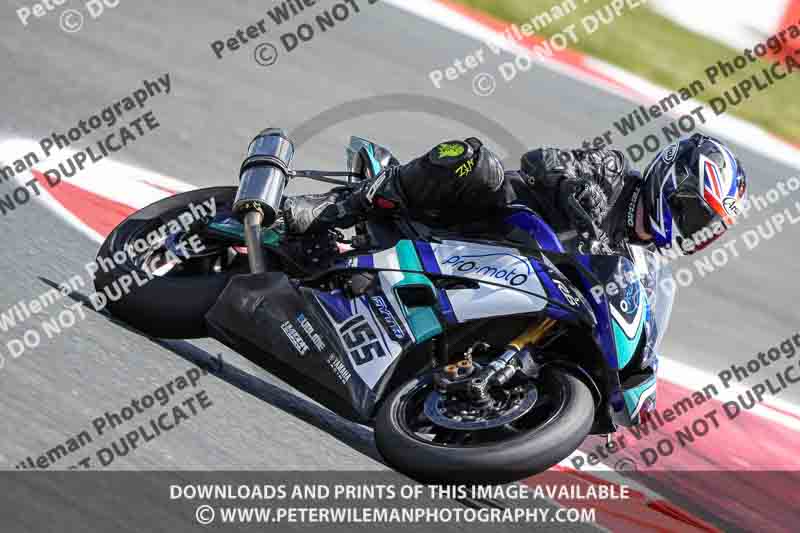 cadwell no limits trackday;cadwell park;cadwell park photographs;cadwell trackday photographs;enduro digital images;event digital images;eventdigitalimages;navarra;no limits trackdays;peter wileman photography;racing digital images;trackday digital images;trackday photos
